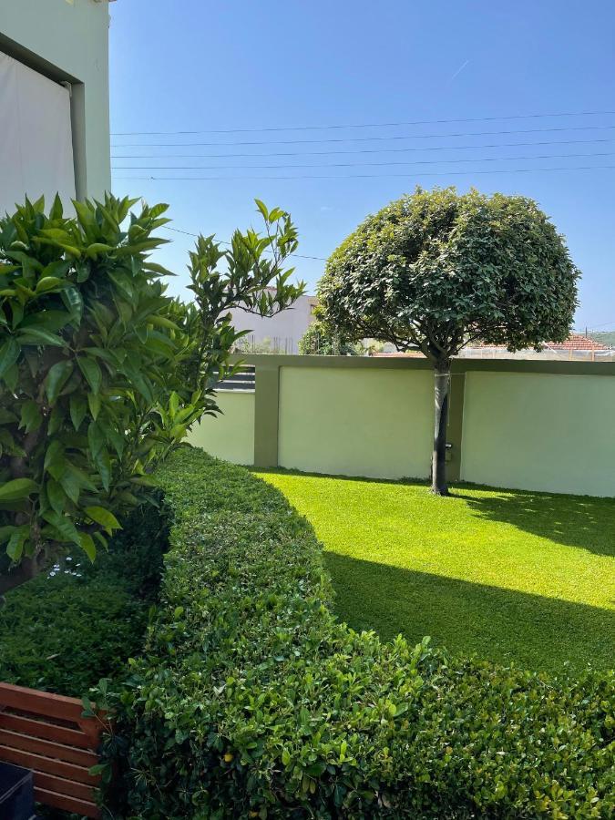 Pall'S Minimal Apartment Néa Péramos Zewnętrze zdjęcie